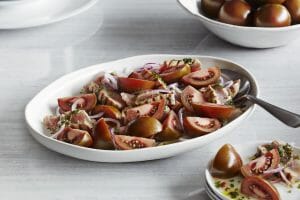 Seared Tuna and Kumato® Salad