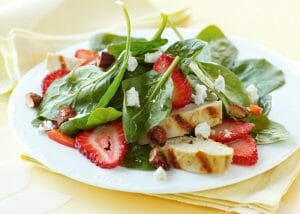 Spinach Salad w/ Cinnamon Almonds, Strawberries & Goat Cheese